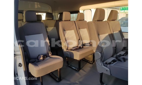Buy Import Toyota Hiace White Car in Import - Dubai in Great Comore Buy Import Toyota Hiace White Car in Import - Dubai in Great Comore