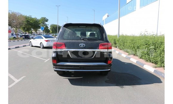 Buy Import Toyota Land Cruiser Black Car in Import - Dubai in Great Comore Buy Import Toyota Land Cruiser Black Car in Import - Dubai in Great Comore