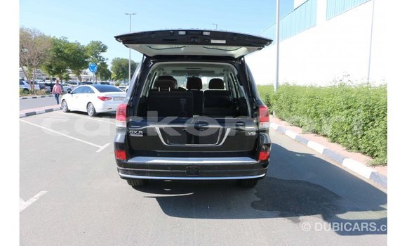 Buy Import Toyota Land Cruiser Black Car in Import - Dubai in Great Comore Buy Import Toyota Land Cruiser Black Car in Import - Dubai in Great Comore