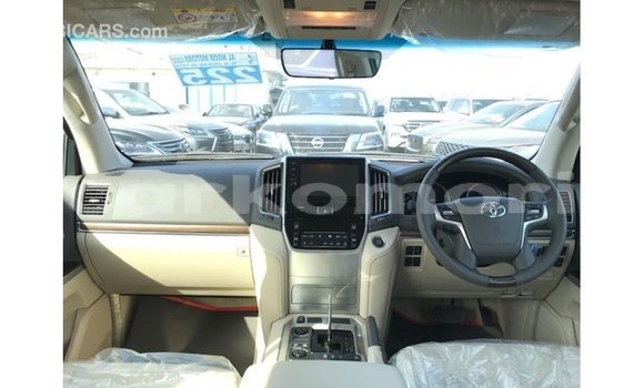 Buy Import Toyota Land Cruiser Other Car in Import - Dubai in Great Comore Buy Import Toyota Land Cruiser Other Car in Import - Dubai in Great Comore