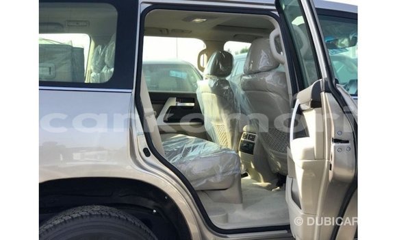 Buy Import Toyota Land Cruiser Other Car in Import - Dubai in Great Comore Buy Import Toyota Land Cruiser Other Car in Import - Dubai in Great Comore