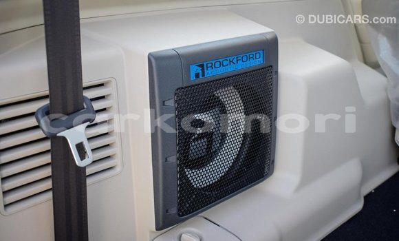 Buy Import Mitsubishi Pajero White Car in Import - Dubai in Great Comore Buy Import Mitsubishi Pajero White Car in Import - Dubai in Great Comore