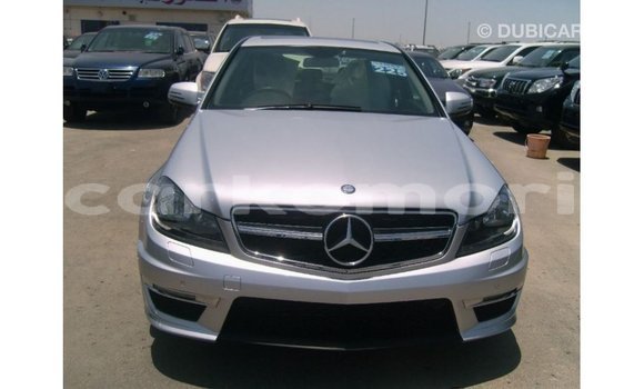 Buy Import Mercedes-Benz 190 Other Car in Import - Dubai in Great Comore Buy Import Mercedes-Benz 190 Other Car in Import - Dubai in Great Comore