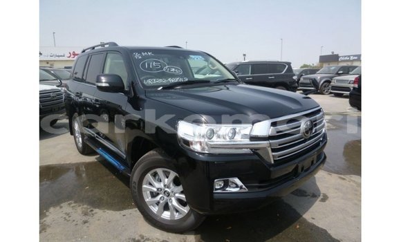 Buy Import Toyota Land Cruiser Black Car in Import - Dubai in Great Comore Buy Import Toyota Land Cruiser Black Car in Import - Dubai in Great Comore