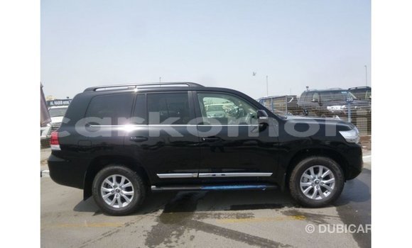 Buy Import Toyota Land Cruiser Black Car in Import - Dubai in Great Comore Buy Import Toyota Land Cruiser Black Car in Import - Dubai in Great Comore