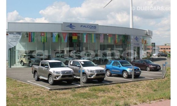 Acheter Import Voiture Toyota Prado Noir à Import - Dubai, Grande Comore Acheter Import Voiture Toyota Prado Noir à Import - Dubai, Grande Comore