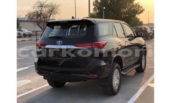Buy Import Toyota Fortuner Black Car in Import - Dubai in Great Comore Buy Import Toyota Fortuner Black Car in Import - Dubai in Great Comore