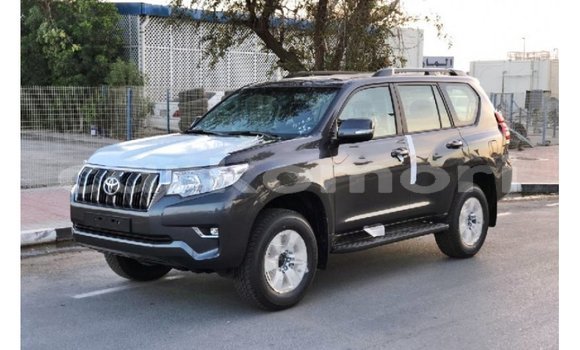 Acheter Import Voiture Toyota Prado Autre à Import - Dubai, Grande Comore Acheter Import Voiture Toyota Prado Autre à Import - Dubai, Grande Comore