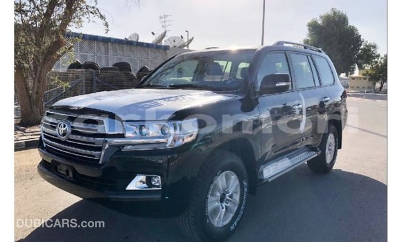 Buy Import Toyota Land Cruiser Black Car in Import - Dubai in Great Comore Buy Import Toyota Land Cruiser Black Car in Import - Dubai in Great Comore