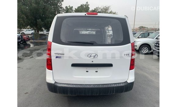 Buy Import Hyundai Cargo White Car in Import - Dubai in Great Comore Buy Import Hyundai Cargo White Car in Import - Dubai in Great Comore