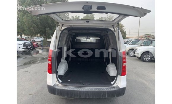 Buy Import Hyundai Cargo White Car in Import - Dubai in Great Comore Buy Import Hyundai Cargo White Car in Import - Dubai in Great Comore