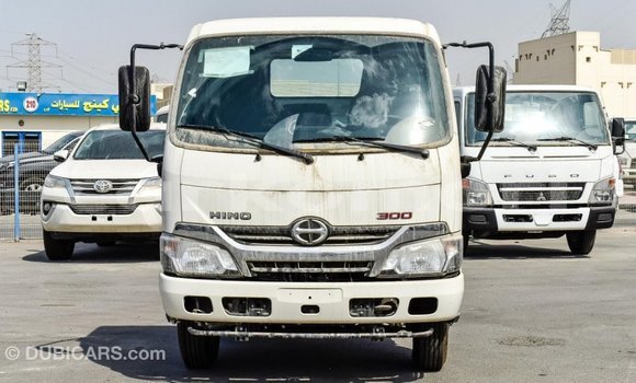 Buy Import Hino 300 Series White Truck in Import - Dubai in Great Comore Buy Import Hino 300 Series White Truck in Import - Dubai in Great Comore