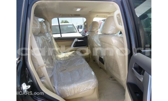 Buy Import Toyota Land Cruiser Black Car in Import - Dubai in Great Comore Buy Import Toyota Land Cruiser Black Car in Import - Dubai in Great Comore