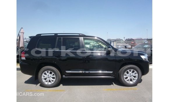 Buy Import Toyota Land Cruiser Black Car in Import - Dubai in Great Comore Buy Import Toyota Land Cruiser Black Car in Import - Dubai in Great Comore