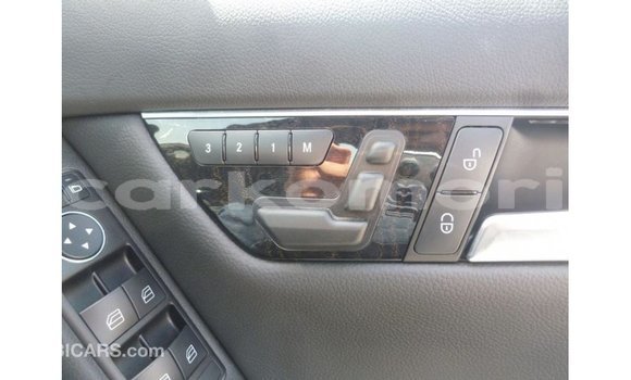 Buy Import Mercedes-Benz 200 Other Car in Import - Dubai in Great Comore Buy Import Mercedes-Benz 200 Other Car in Import - Dubai in Great Comore