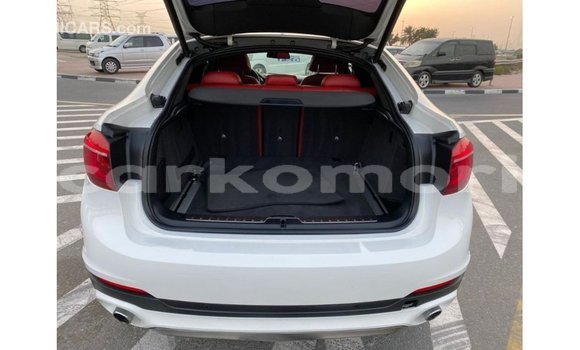 Acheter Import Voiture BMW X6 Blanc à Import - Dubai, Grande Comore Acheter Import Voiture BMW X6 Blanc à Import - Dubai, Grande Comore