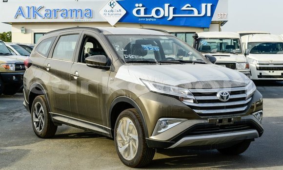 Acheter Import Voiture Toyota Rush Marron à Import - Dubai, Grande Comore Acheter Import Voiture Toyota Rush Marron à Import - Dubai, Grande Comore