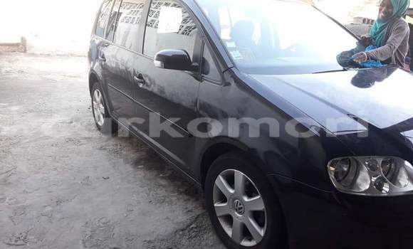 Acheter Occasion Voiture Volkswagen Touran Noir à Moroni, Grande Comore