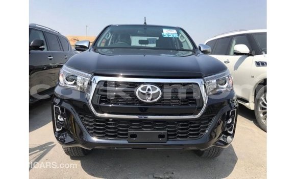 Buy Import Toyota Hilux Black Car in Import - Dubai in Great Comore Buy Import Toyota Hilux Black Car in Import - Dubai in Great Comore