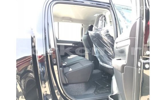 Buy Import Toyota Hilux Black Car in Import - Dubai in Great Comore Buy Import Toyota Hilux Black Car in Import - Dubai in Great Comore