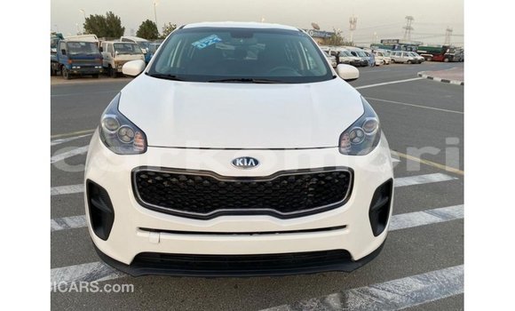 Acheter Import Voiture Kia Sportage Blanc à Import - Dubai, Grande Comore Acheter Import Voiture Kia Sportage Blanc à Import - Dubai, Grande Comore