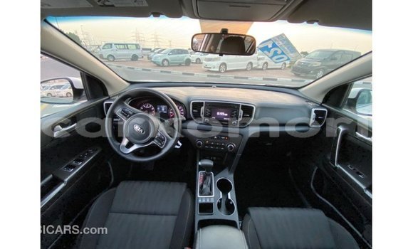 Acheter Import Voiture Kia Sportage Blanc à Import - Dubai, Grande Comore Acheter Import Voiture Kia Sportage Blanc à Import - Dubai, Grande Comore