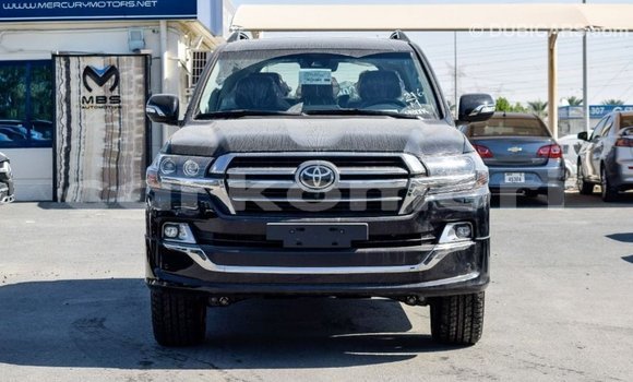 Buy Import Toyota Land Cruiser Black Car in Import - Dubai in Great Comore Buy Import Toyota Land Cruiser Black Car in Import - Dubai in Great Comore