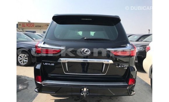 Acheter Import Voiture Lexus LX Noir à Import - Dubai, Grande Comore Acheter Import Voiture Lexus LX Noir à Import - Dubai, Grande Comore