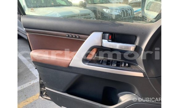 Buy Import Toyota Land Cruiser Black Car in Import - Dubai in Great Comore Buy Import Toyota Land Cruiser Black Car in Import - Dubai in Great Comore