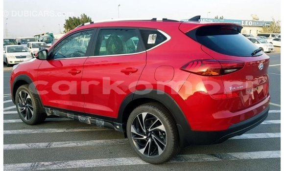 Acheter Import Voiture Hyundai Tucson Rouge à Import - Dubai, Grande Comore Acheter Import Voiture Hyundai Tucson Rouge à Import - Dubai, Grande Comore