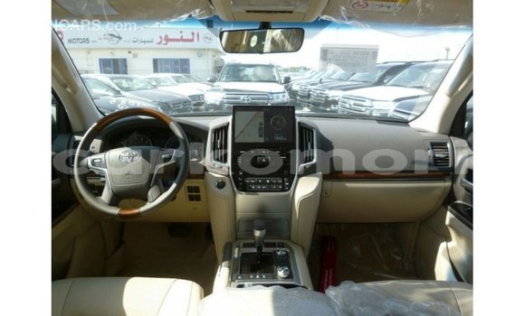 Acheter Import Voiture Toyota Land Cruiser Autre à Import - Dubai, Grande Comore Acheter Import Voiture Toyota Land Cruiser Autre à Import - Dubai, Grande Comore