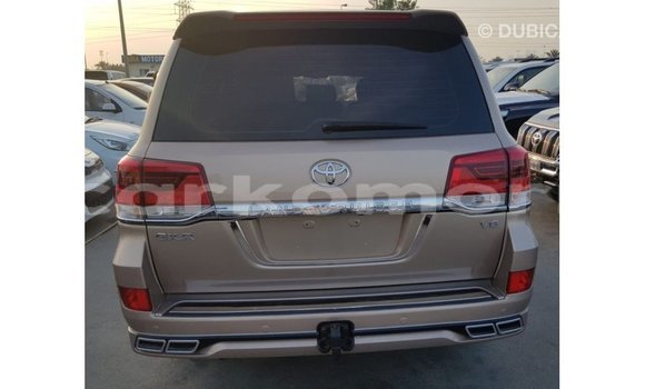 Acheter Import Voiture Toyota Land Cruiser Autre à Import - Dubai, Grande Comore Acheter Import Voiture Toyota Land Cruiser Autre à Import - Dubai, Grande Comore