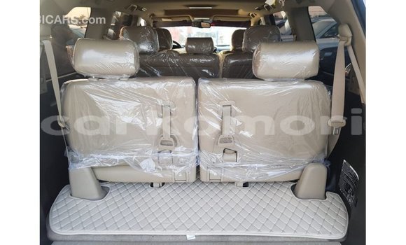 Acheter Import Voiture Toyota Land Cruiser Autre à Import - Dubai, Grande Comore Acheter Import Voiture Toyota Land Cruiser Autre à Import - Dubai, Grande Comore