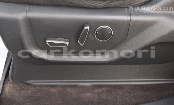 Acheter Import Voiture Ford V8 Noir à Import - Dubai, Grande Comore Acheter Import Voiture Ford V8 Noir à Import - Dubai, Grande Comore