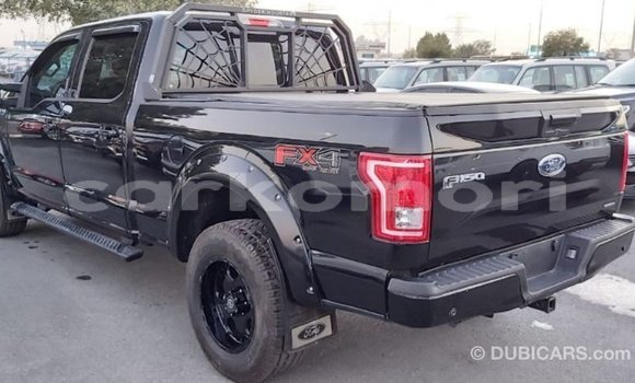 Acheter Import Voiture Ford V8 Noir à Import - Dubai, Grande Comore Acheter Import Voiture Ford V8 Noir à Import - Dubai, Grande Comore