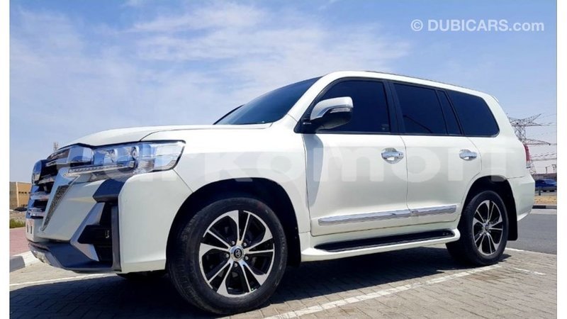 Big with watermark toyota land cruiser grande comore import dubai 2749