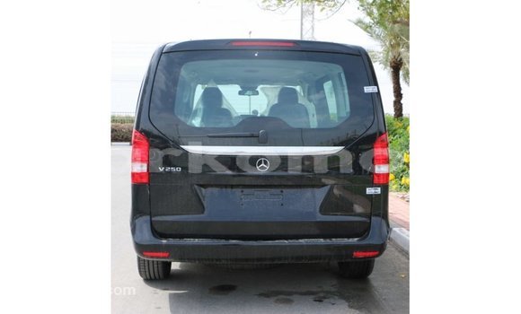 Buy Import Mercedes-Benz 250 Black Car in Import - Dubai in Great Comore Buy Import Mercedes-Benz 250 Black Car in Import - Dubai in Great Comore