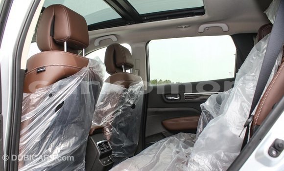 Acheter Import Voiture Renault Koleos Autre à Import - Dubai, Grande Comore Acheter Import Voiture Renault Koleos Autre à Import - Dubai, Grande Comore