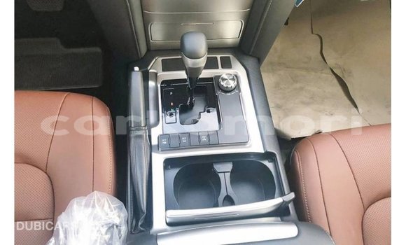 Buy Import Toyota Land Cruiser Black Car in Import - Dubai in Great Comore Buy Import Toyota Land Cruiser Black Car in Import - Dubai in Great Comore