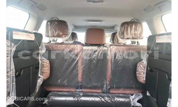 Buy Import Toyota Land Cruiser Black Car in Import - Dubai in Great Comore Buy Import Toyota Land Cruiser Black Car in Import - Dubai in Great Comore