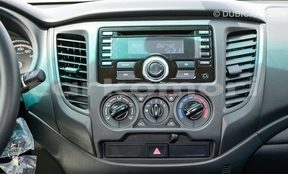 Acheter Import Voiture Mitsubishi L200 Blanc à Import - Dubai, Grande Comore Acheter Import Voiture Mitsubishi L200 Blanc à Import - Dubai, Grande Comore