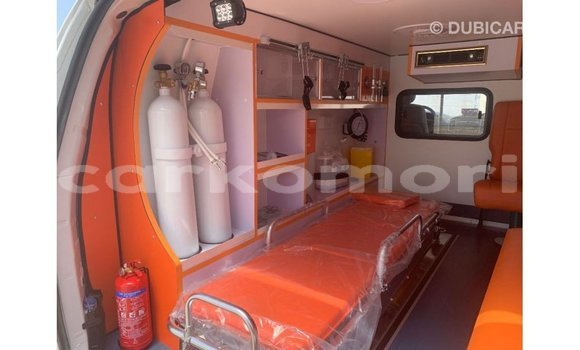 Buy Import Hyundai Accent White Car in Import - Dubai in Great Comore Buy Import Hyundai Accent White Car in Import - Dubai in Great Comore