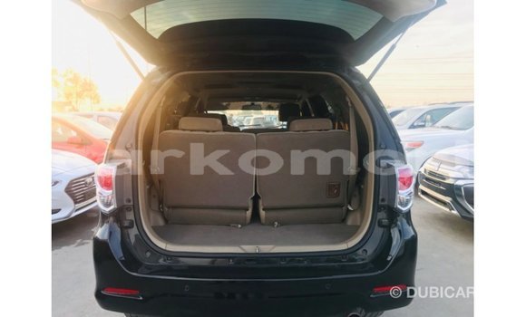 Acheter Import Voiture Toyota Fortuner Noir à Import - Dubai, Grande Comore Acheter Import Voiture Toyota Fortuner Noir à Import - Dubai, Grande Comore