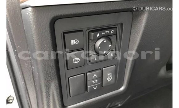 Acheter Import Voiture Toyota Prado Autre à Import - Dubai, Grande Comore Acheter Import Voiture Toyota Prado Autre à Import - Dubai, Grande Comore