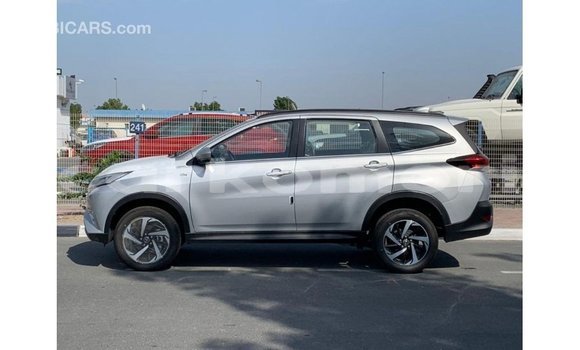 Acheter Import Voiture Toyota Rush Autre à Import - Dubai, Grande Comore Acheter Import Voiture Toyota Rush Autre à Import - Dubai, Grande Comore