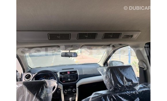 Acheter Import Voiture Toyota Rush Autre à Import - Dubai, Grande Comore Acheter Import Voiture Toyota Rush Autre à Import - Dubai, Grande Comore