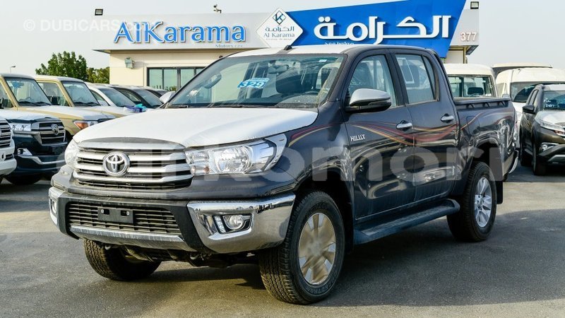 Big with watermark toyota hilux grande comore import dubai 2786