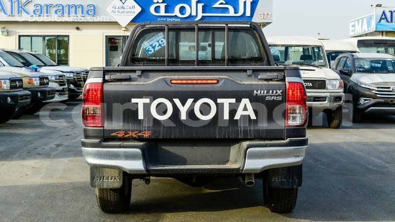 Big with watermark toyota hilux grande comore import dubai 2786
