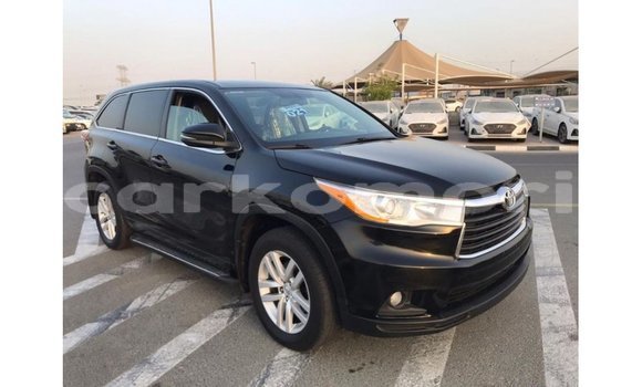 Acheter Import Voiture Toyota Highlander Noir à Import - Dubai, Grande Comore Acheter Import Voiture Toyota Highlander Noir à Import - Dubai, Grande Comore