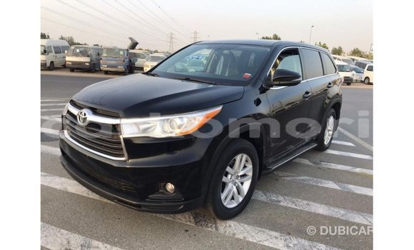 Acheter Import Voiture Toyota Highlander Noir à Import - Dubai, Grande Comore Acheter Import Voiture Toyota Highlander Noir à Import - Dubai, Grande Comore